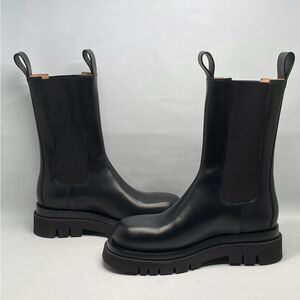 Bottega Veneta Lug Sole Leather Chelsea Boots size 38.5